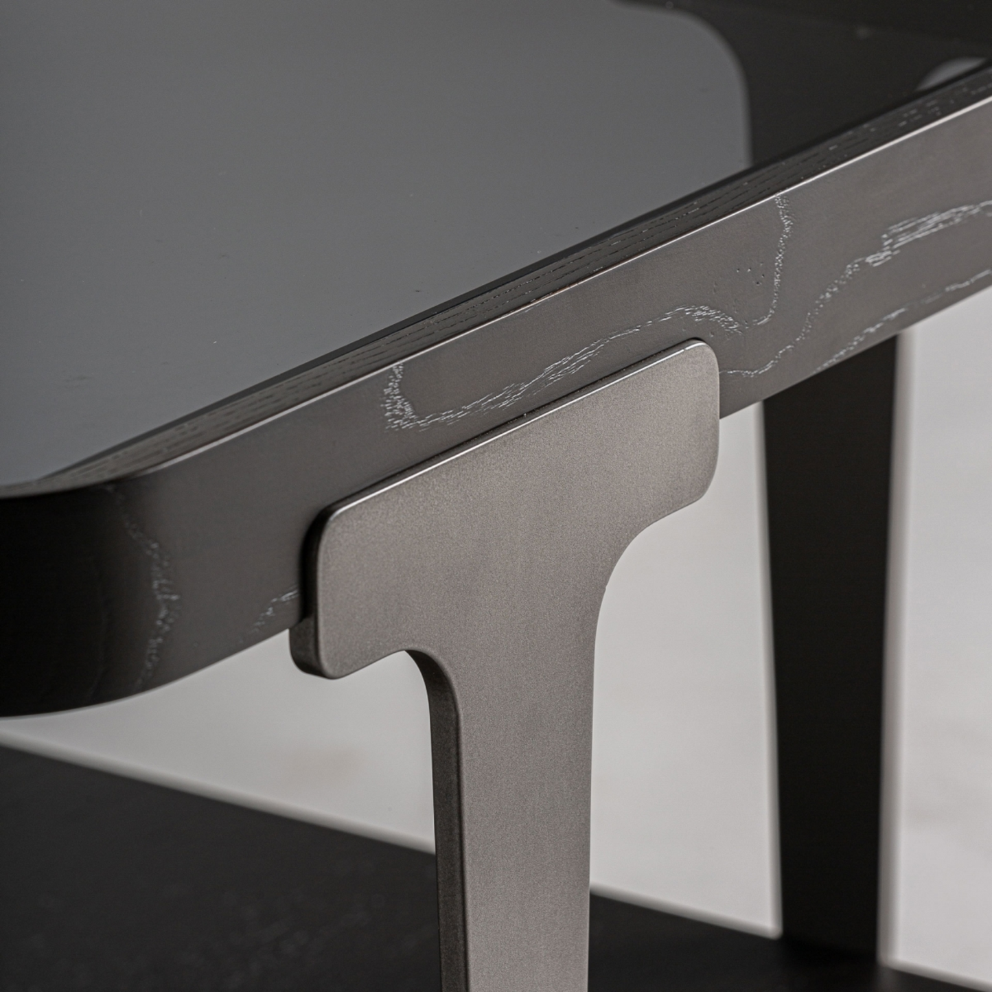 Salontafel Nada 60x60x50cm zwart essenhout/ smoked glas/ brons metaal