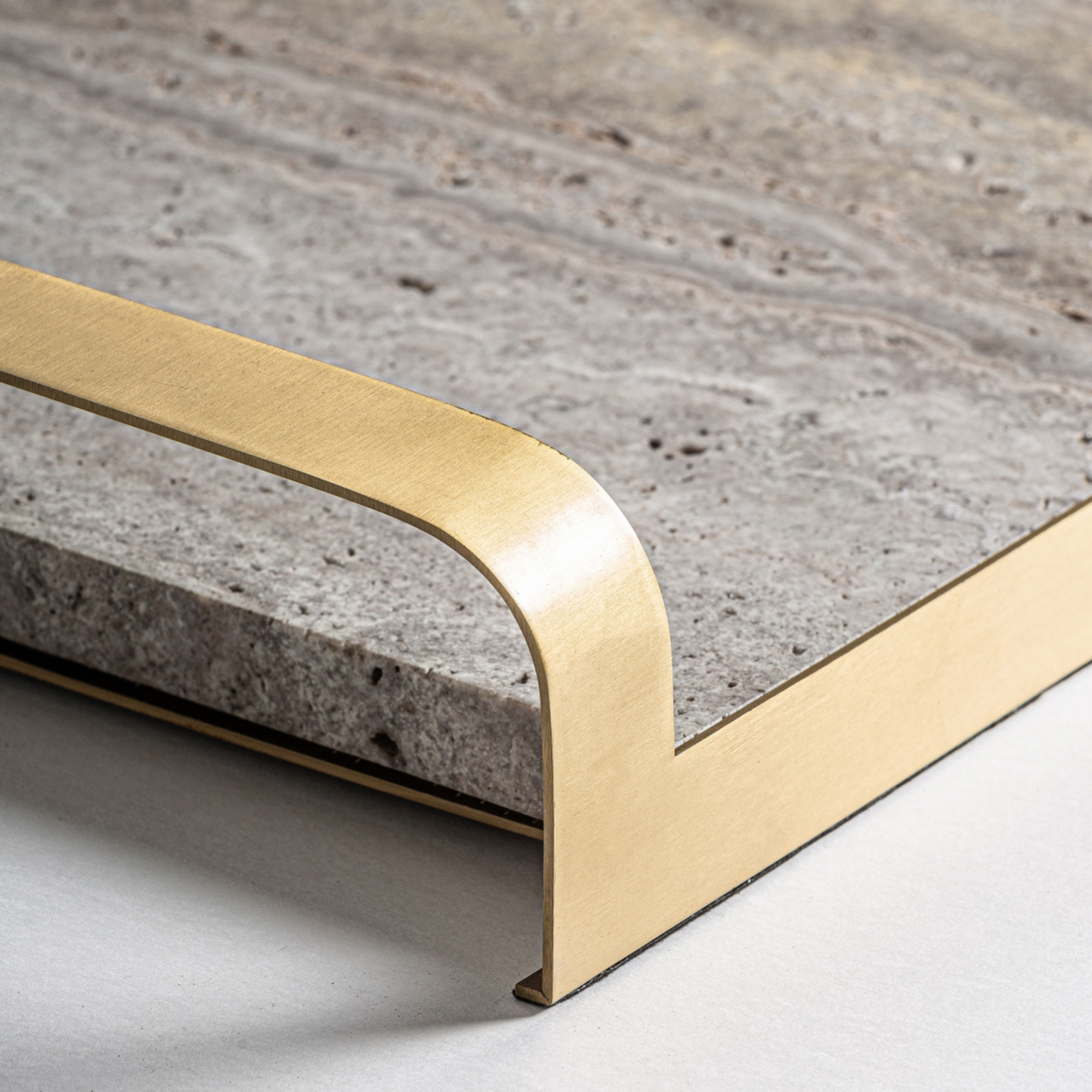Dienblad Cassie marmer - brons/goud 50x30x8 cm