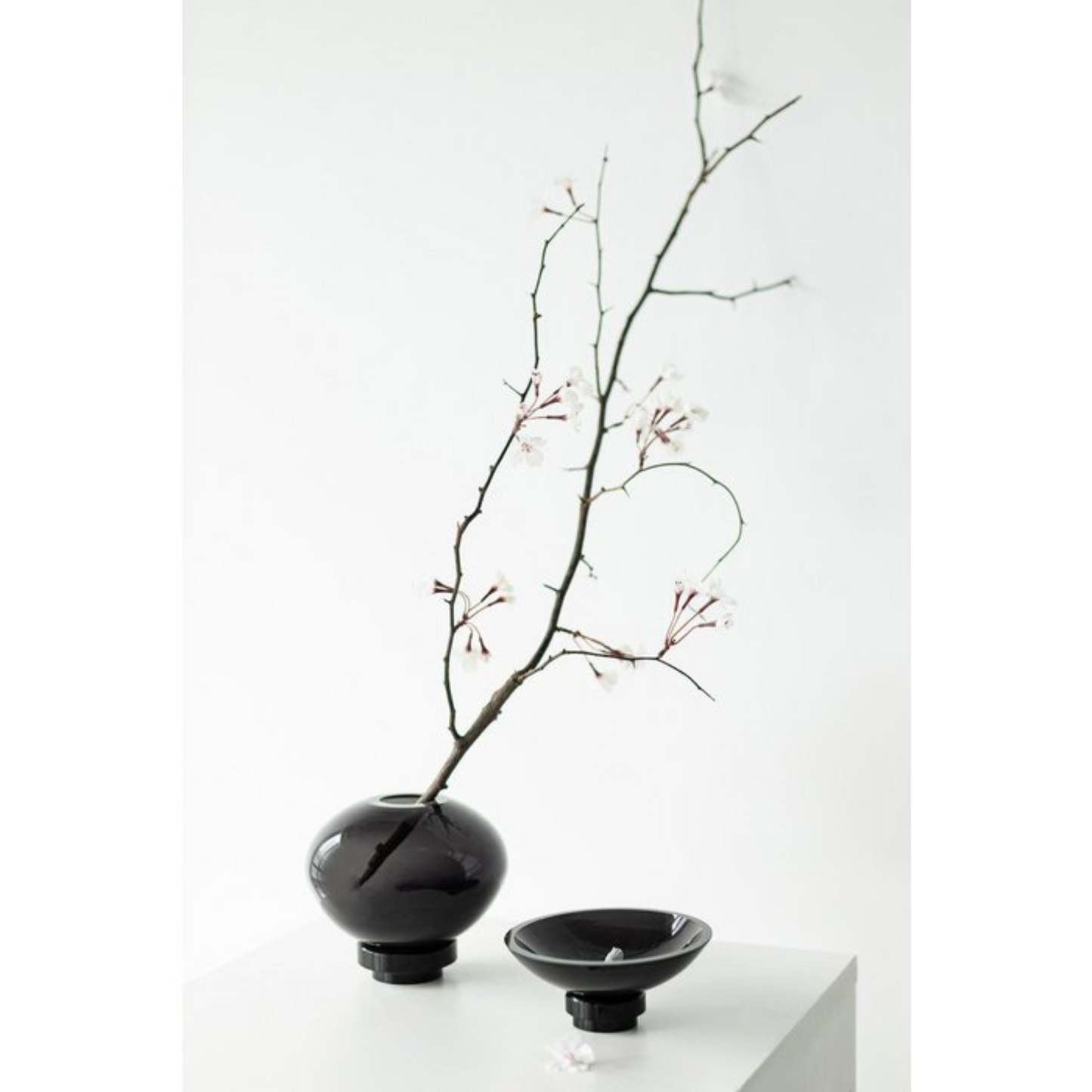 Vaas/theelichthouder Linn Zwart Hoogwaardig Glas (SET)