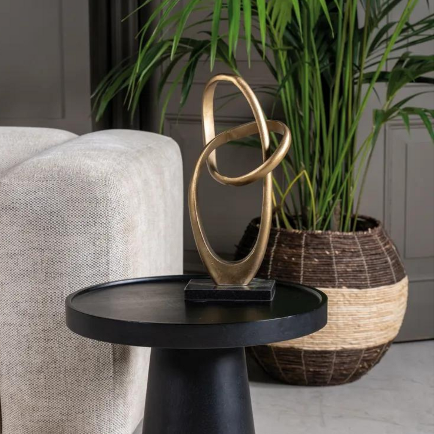 Sculptuur ovaal Myla goud/zwart