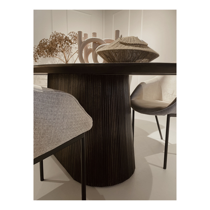 Eettafel Okinawa | OVAAL 200CM | WK51 op voorraad