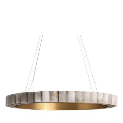 Luxe hanglamp Noëlle 80x80 cm van wit marmer met goudkleurig frame en LED-verlichting.