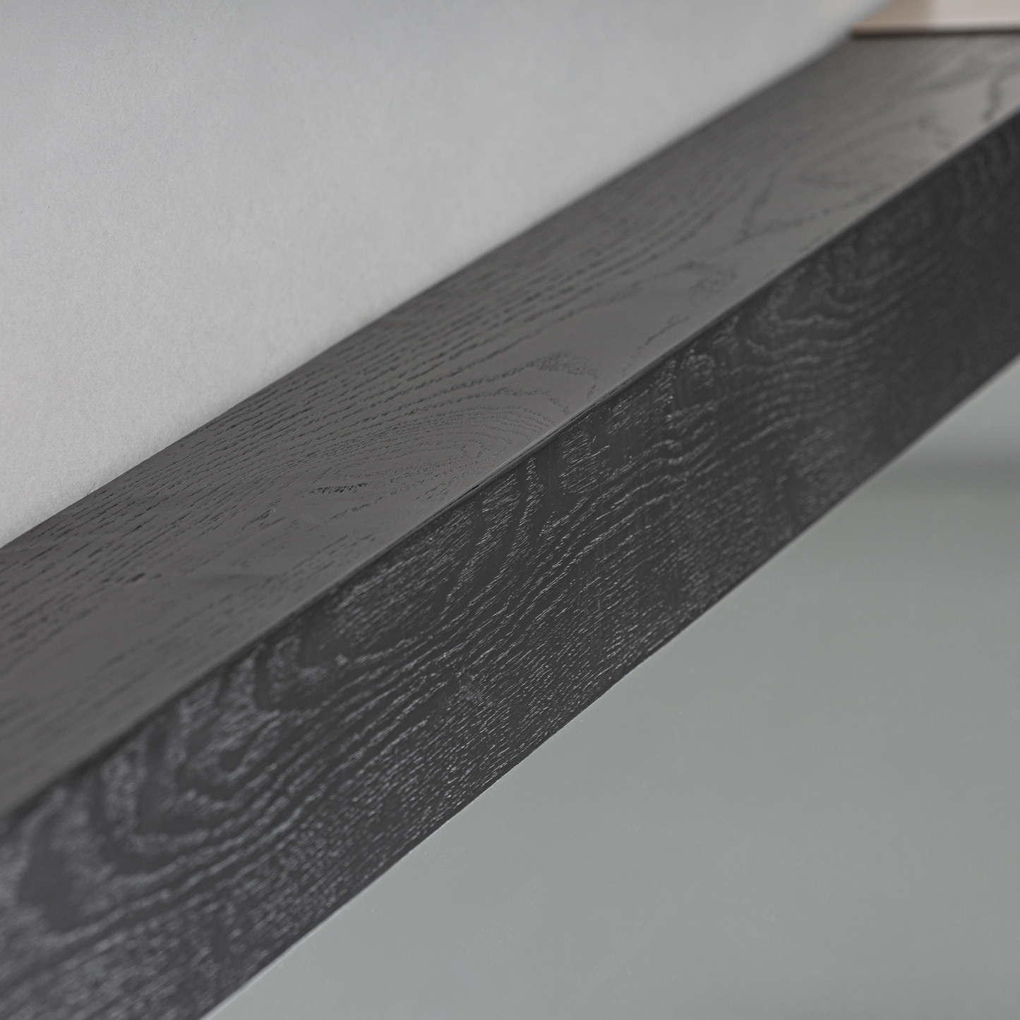 Vierkante hangspiegel Nesla zwart essenhout | goud 140x11x140 cm