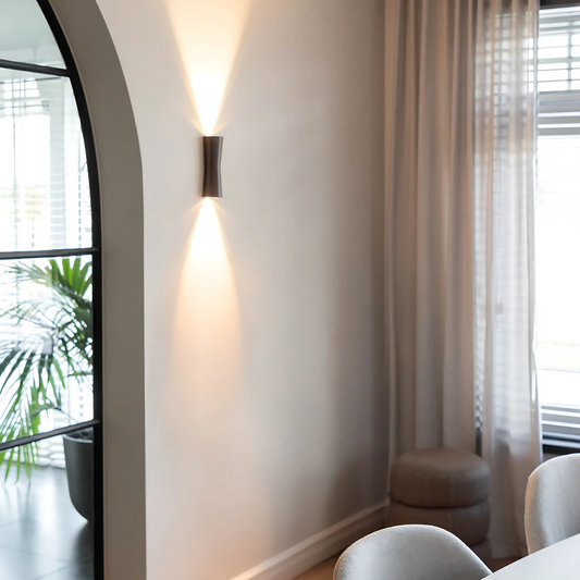 Valenzo wall lamp 20x7x5.5 cm – Luxurious design lamp in brushed bronze