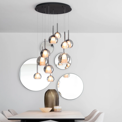Liva hanglamp 10-lichts met rookglas bollen en moderne plafondplaat – Maison Collection.