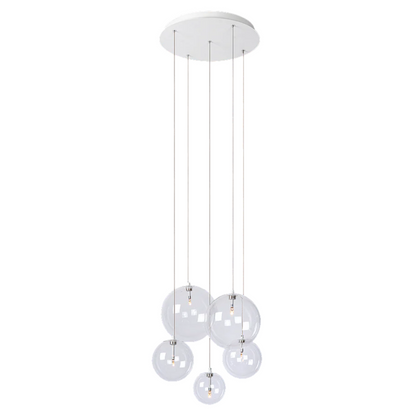 Novi 5 hanglamp met witte plafondplaat en vijf glazen bollen.