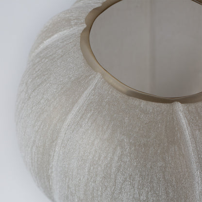 Guaxs Lalibela vaas in beige glas close-up met subtiele organische vorm.